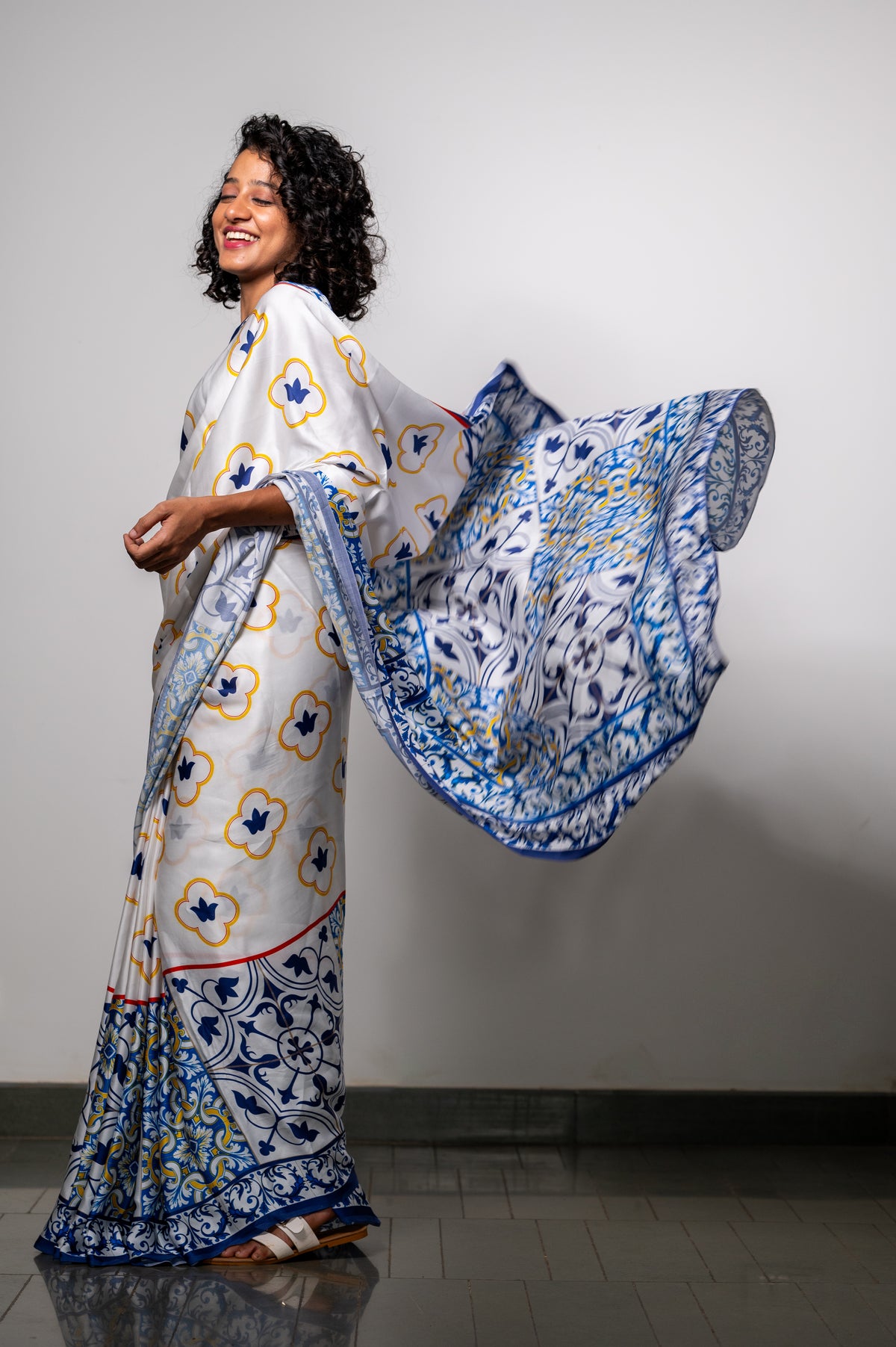 YELLOW BLUE MOSAIC GRACE SAREE