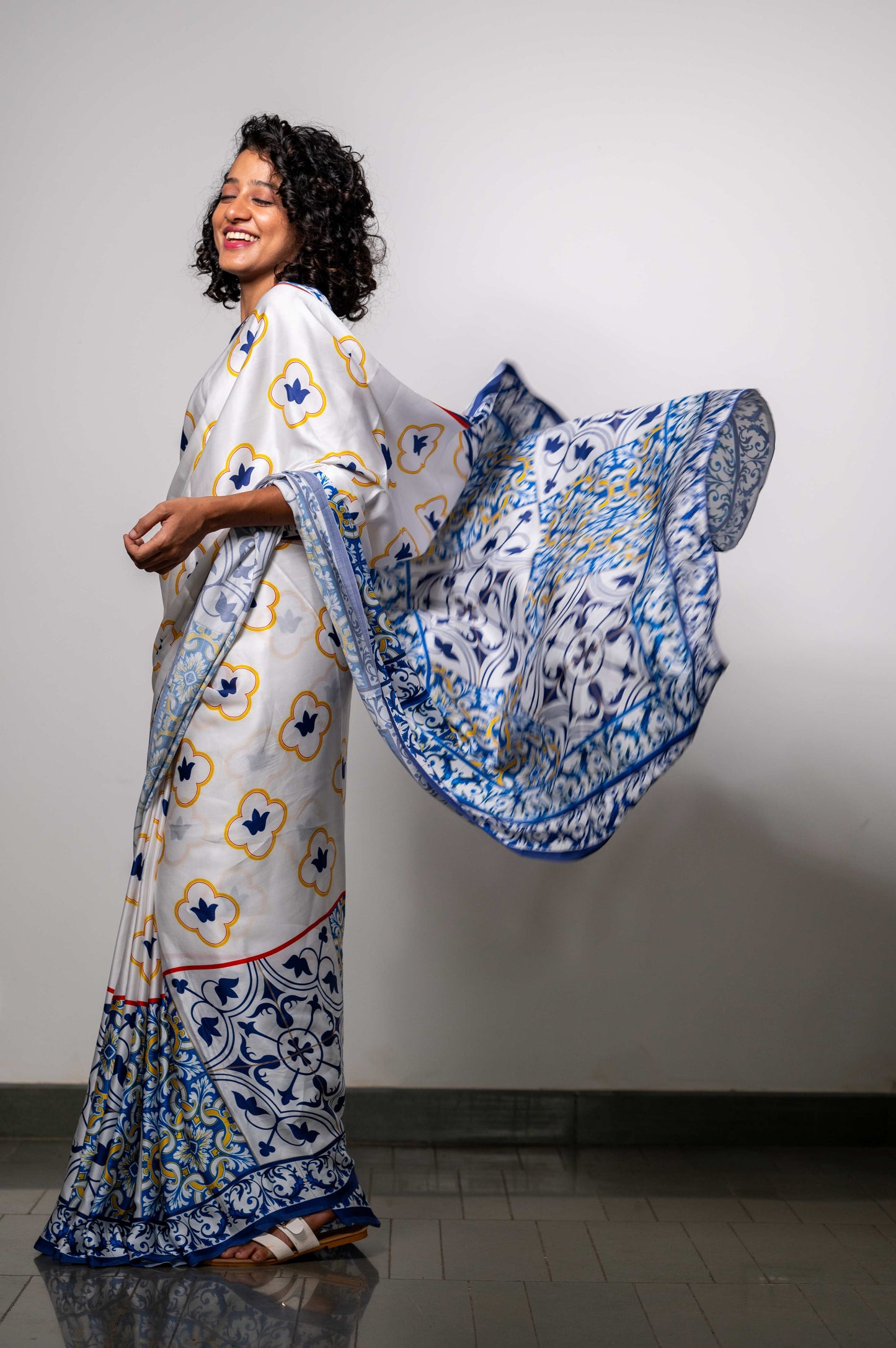 YELLOW BLUE MOSAIC GRACE SAREE