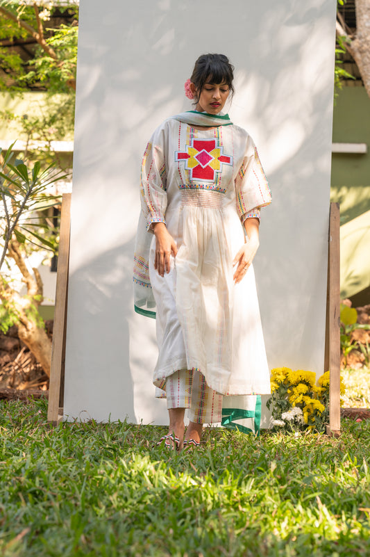 DARLING DAISY (3 PCS SET)