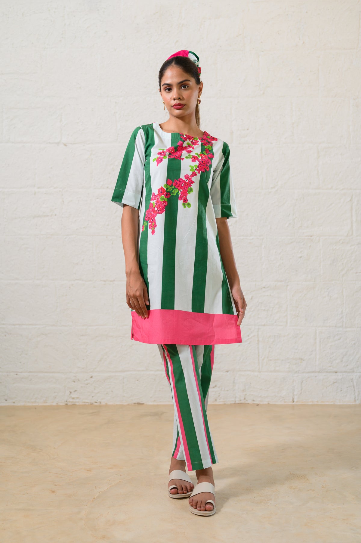 BARIO BLOOM VERDE SET SHORT