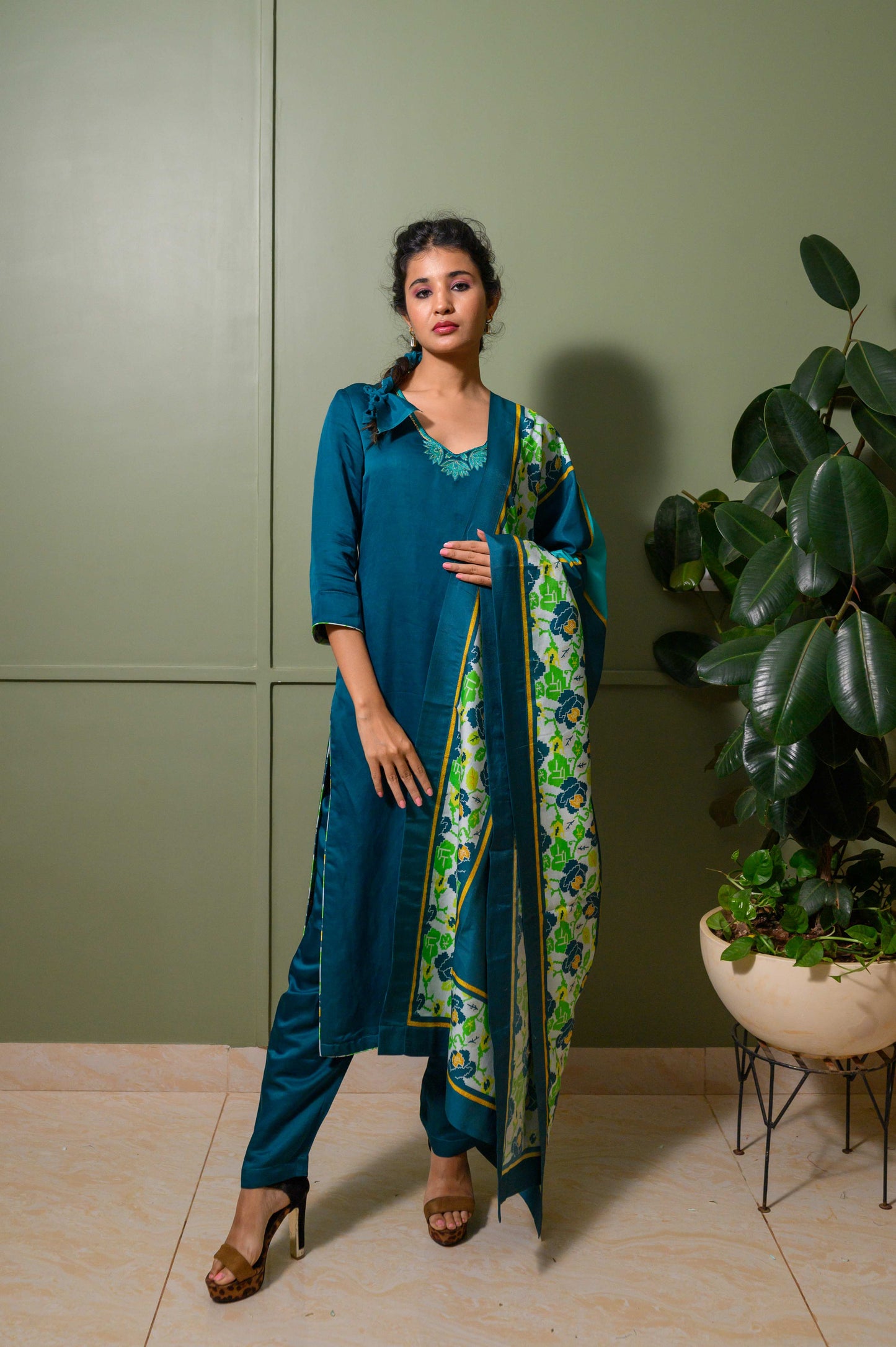 BLUE IRIS (3 PCS SET)