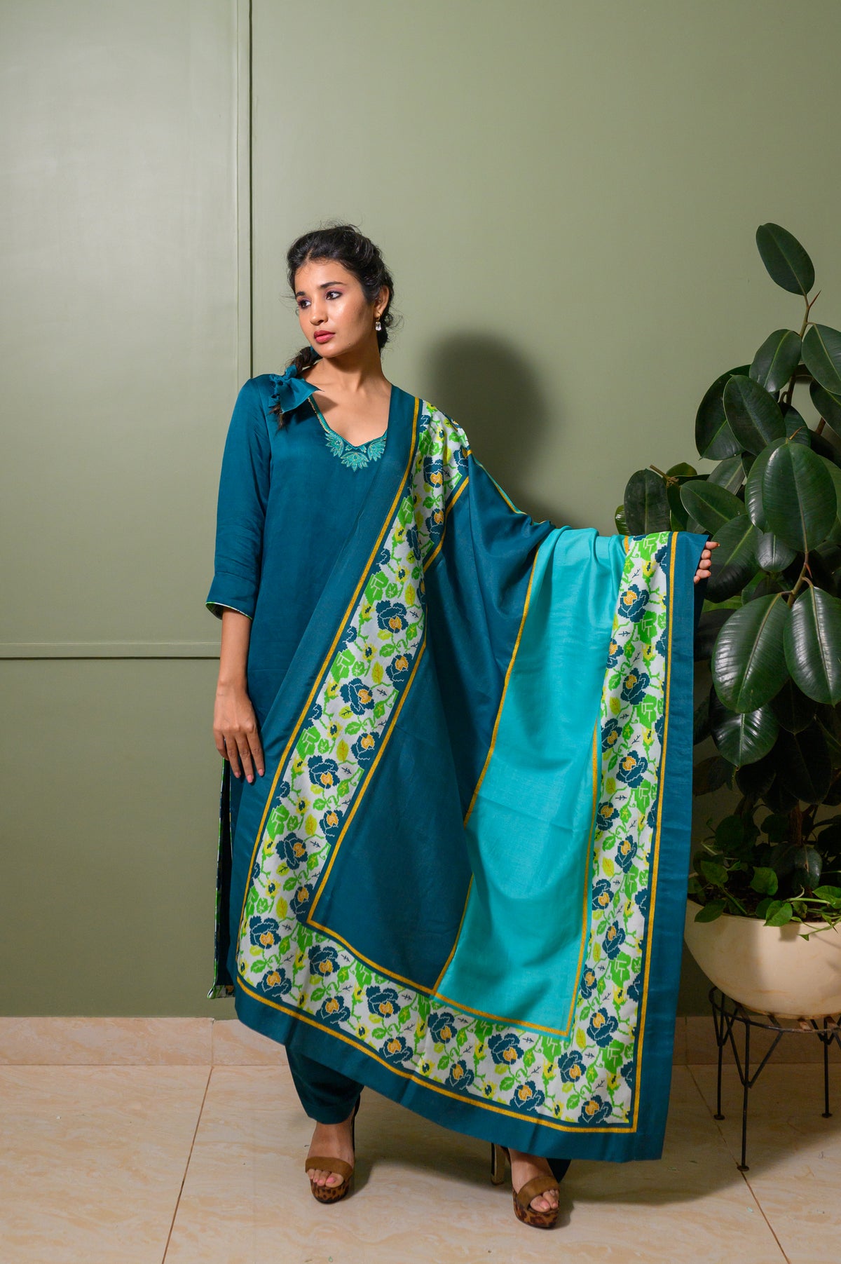 BLUE IRIS (3 PCS SET)