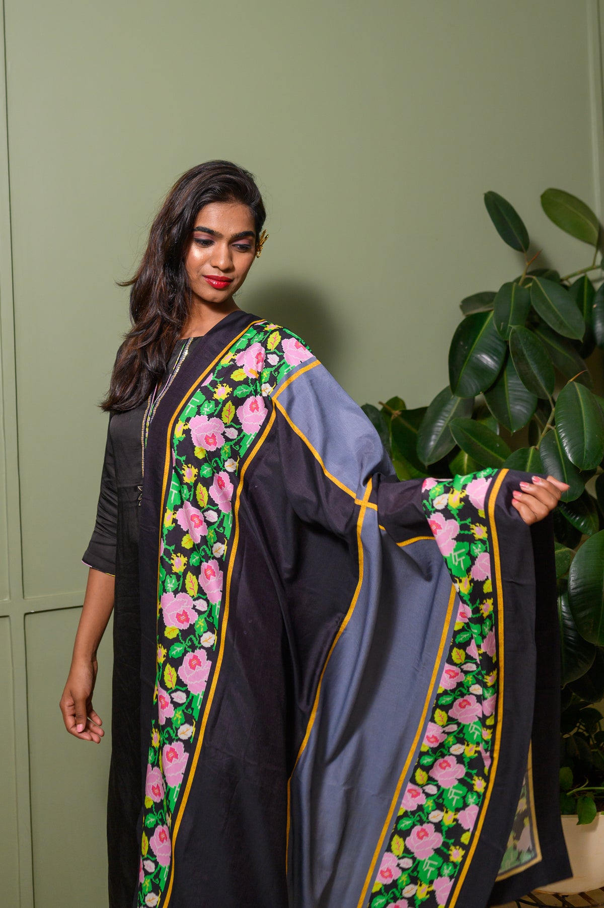 BLACK IRIS (3 PCS SET)