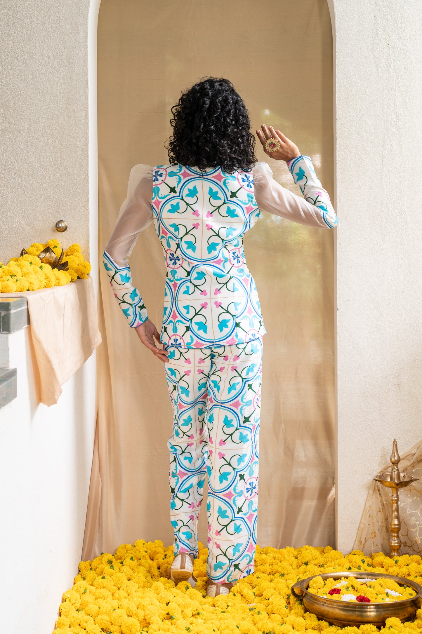 RETRO REVIVAL AZULEJOS PANT SUIT