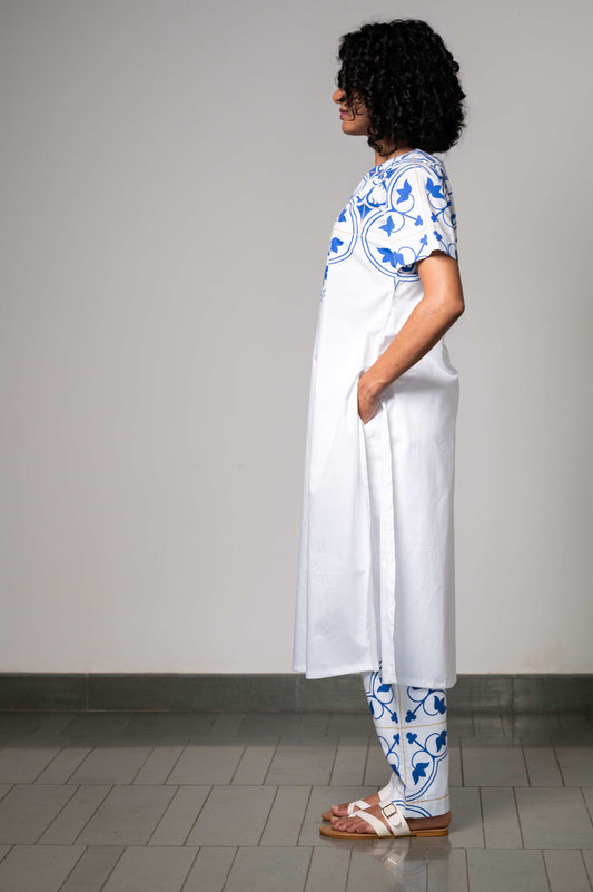 BLUE TILE AFFINITY SET