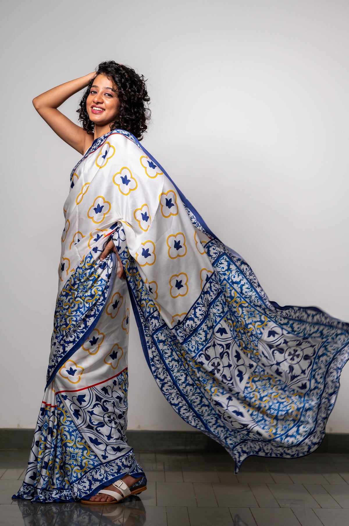 YELLOW BLUE MOSAIC GRACE SAREE