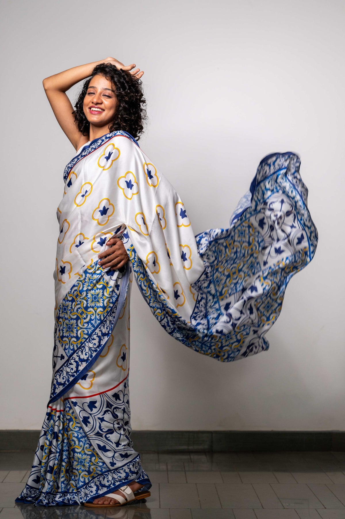 YELLOW BLUE MOSAIC GRACE SAREE