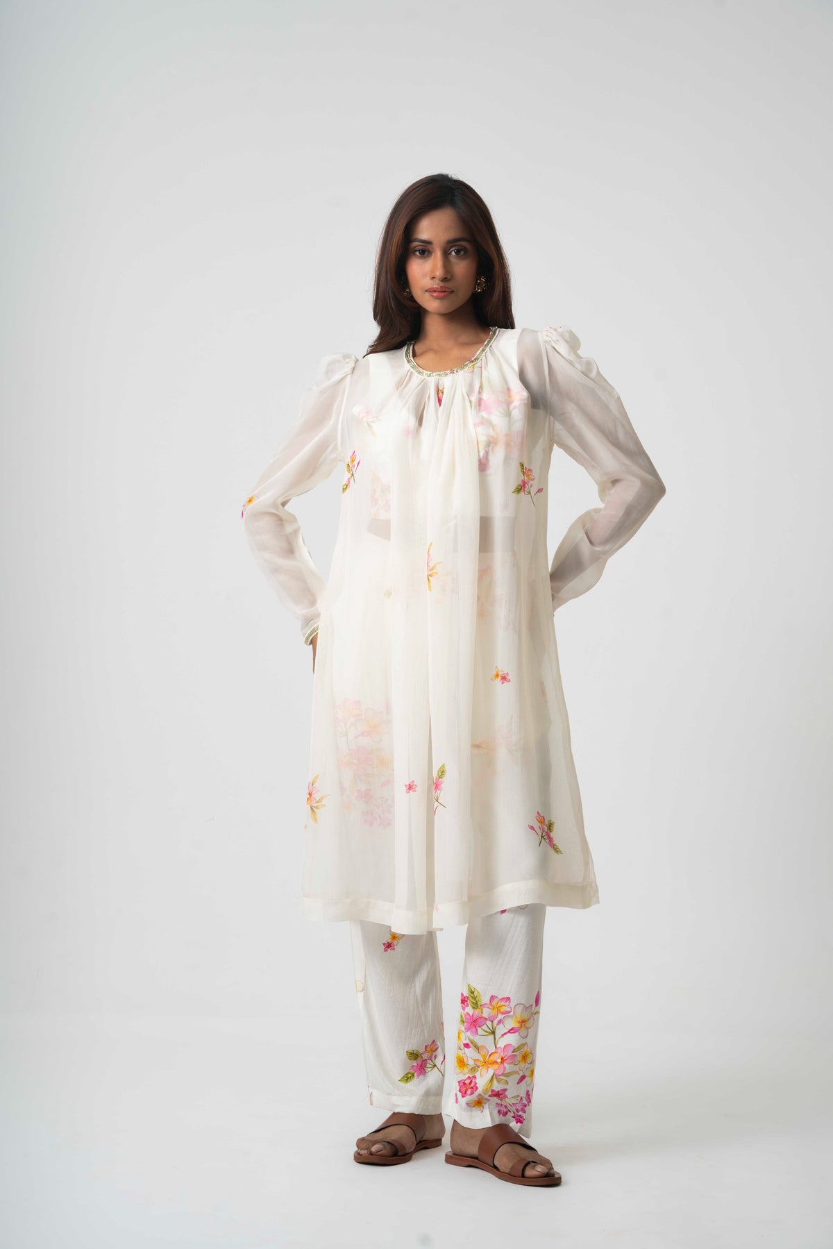 CHAFA BLOSSOM WHITE SET