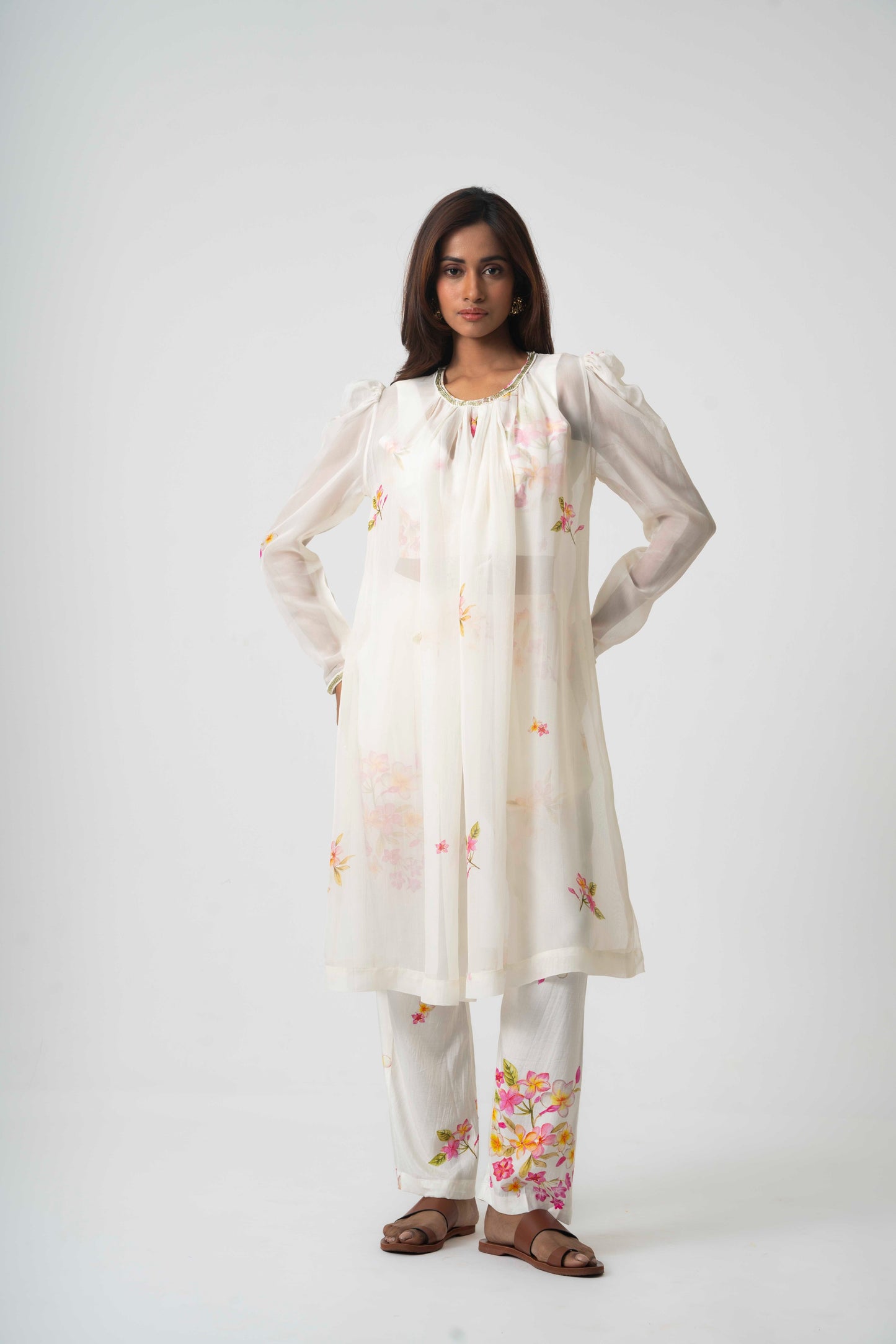 CHAFA BLOSSOM WHITE SET