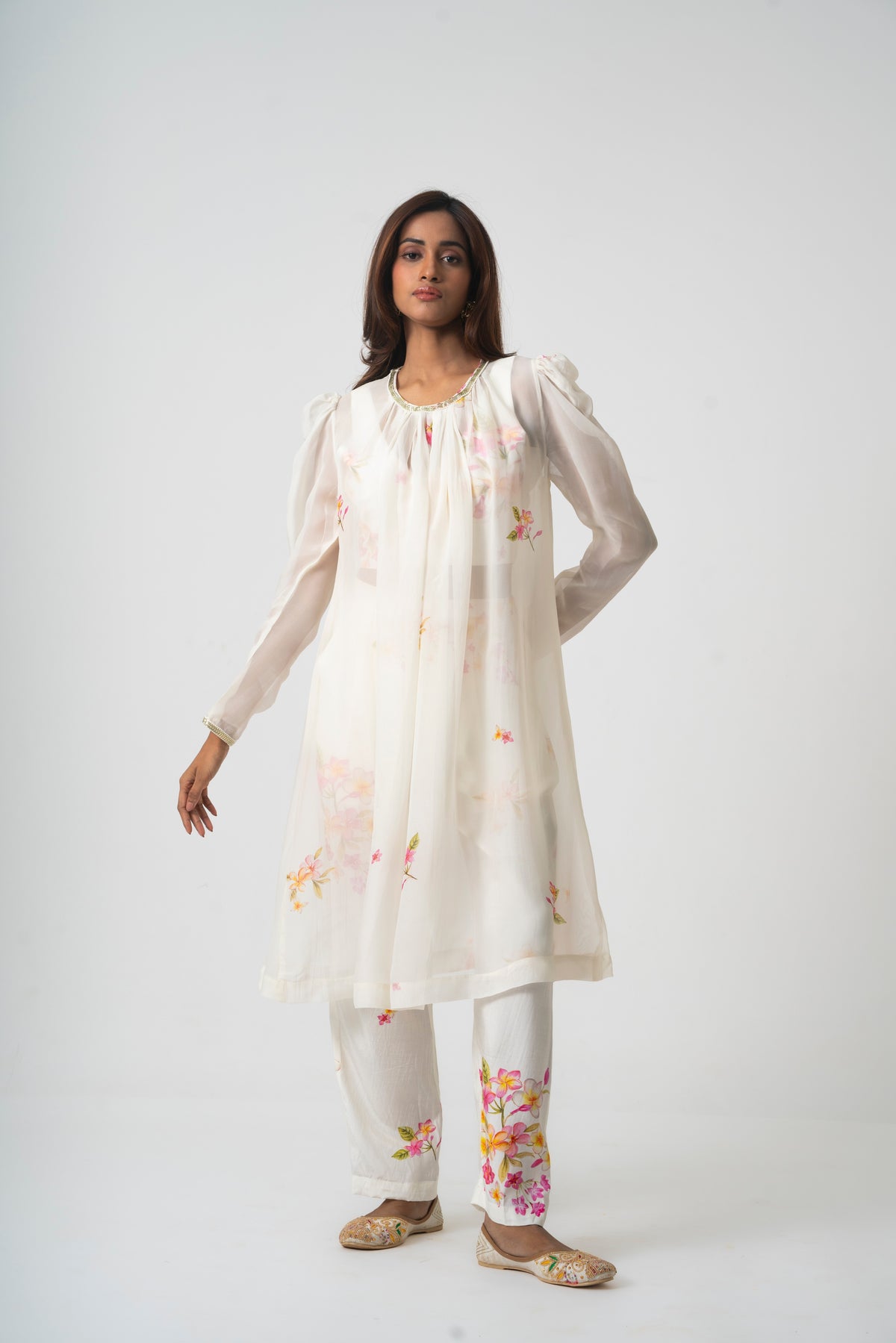 CHAFA BLOSSOM WHITE SET
